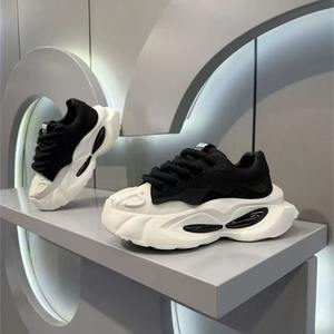 Chaussures décontractées tendance légères à lacets pour hommes, baskets de sport à semelle épaisse multicolores, antidérapantes, style chunky, directement de l'usine - Product Image 6