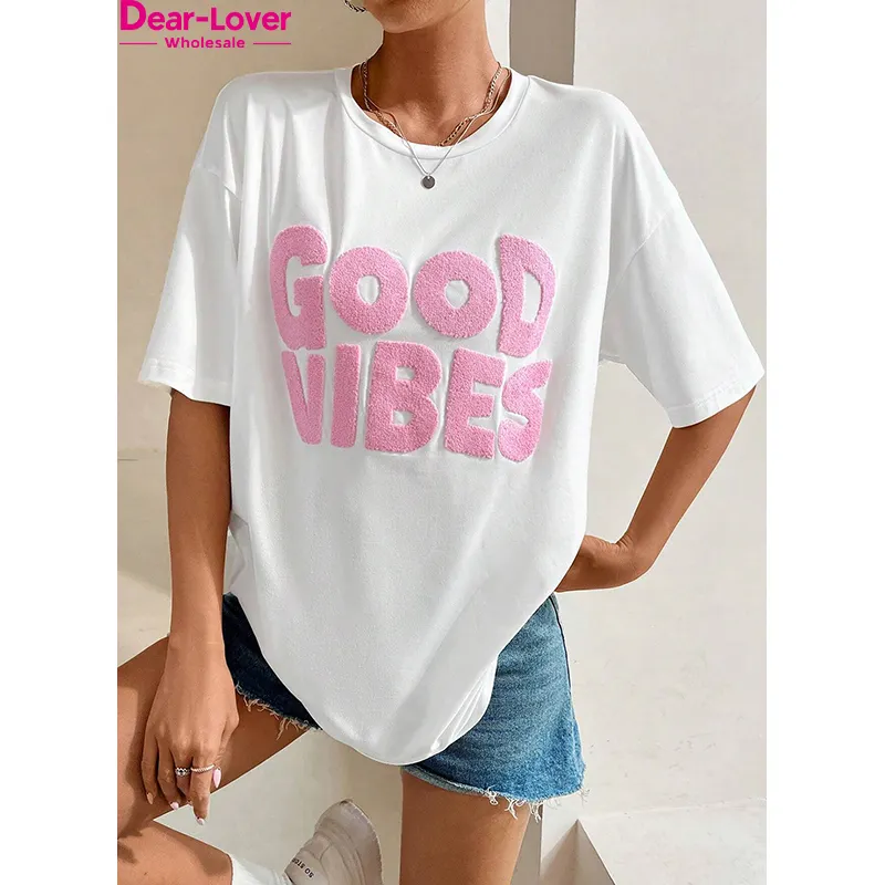 प्रिय-प्रेमी निजी लेबल ओएम odm थोक उच्च गुणवत्ता ग्राफिक पत्र चेनली कढ़ाई क्रीम महिला टी-शर्ट