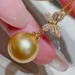 Nouveau collier de perles rétro à la mode pour femmes, design croisé de luxe léger avec boucles d'oreilles polyvalentes, pendentifs fins - Product Image 3