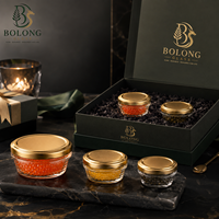 Pot en verre à profil bas avec couvercle doré, personnalisable avec logo, vente en gros, écologique, recyclable, résistant à l'humidité, 50ml, 75ml, 100ml, esthétique, pour cuisine