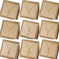 Collier de luxe en acier inoxydable étanche avec pendentif chrétien en pierres précieuses, plaqué or 18 carats, pendentif croix diamant