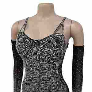 Combinaison courte de soirée de luxe pour femme, de marque célèbre, brodée, en gaze, avec strass, style club et mode - Product Image 6