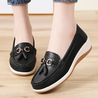 Sepatu Kasual Wanita Model Slip-On Berbahan Microfiber dengan Hiasan Rumbai, Model Wedge Moccasins, Terbaru 2026