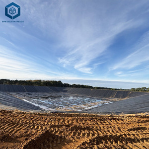 Géomembrane HDPE imperméable, durable, traitée anti-UV, polyvalente pour projet de décharge en Jordanie - Product Image 1