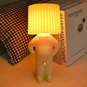 D * CK 스위치 켜기 성인을위한 흰색 코끼리 선물 침대 옆 탁자 램프 남성용 재미있는 선물을위한 크리스마스 선물