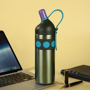 Thermos isotherme en acier inoxydable de 750 ml pour boissons chaudes et froides Tasse isotherme chaude et froide - Product Image 2