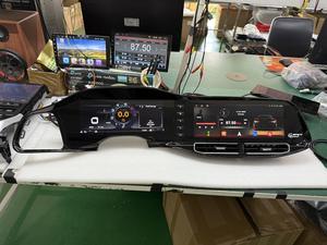 UPSZTEC 24.6 pouces double écran LCD tableau de bord compteur de vitesse Cluster Center Android écran pour Dodge Challenger <span class=keywords><strong>SRT</strong></span> <span class=keywords><strong>Hellcat</strong></span> 2010-2023 - Product Image 5