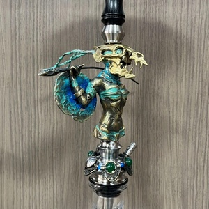 Set de Hookah de Lujo Maklaud Bravie Alonny para Mujer, Base de Cristal y Acero Inoxidable, para Fumar Shisha en Bares y Salones - Product Image 4