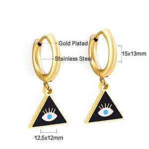 Pendientes de Aro Personalizables de Acero Inoxidable Hipoalergénico con Baño de Oro de 18K, Diseño de Triángulo Colgante para Mujer - Product Image 2
