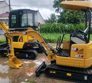 Excavatrice sur chenilles Cat Caterpillar 301.7 certifiée CE, mini-excavatrice 301.7, excavatrice hydraulique avec accessoire de brise-roche et tarière - Product Image 3