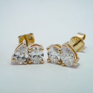 Pendientes de diamantes Starsfine Fine Jewelry, dos pendientes con diamantes cultivados en laboratorio, oro sólido de 10K. - Product Image 3