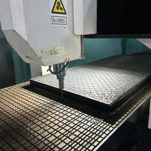 Plaques de support UHMWPE sur mesure pour engins lourds, cranes mobiles et vérins de levage de camions - Product Image 4