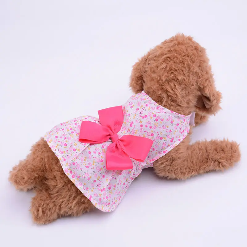 Venta al por mayor del fabricante rosa púrpura azul floral hecho a mano ropa para mascotas ropa de perro vestido