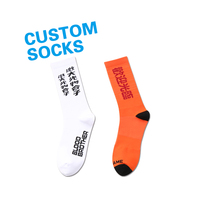 Logo personnalisé Lettre Jacquard Emballage individuel Chaussettes personnalisées pour hommes