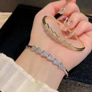 Gold Silver <b>Copper</b> Plated <b>Bracelets</b> Round Brilliant Cut Diamond Encrusted Wedding Fashion Cuff Jewelry Winter 2024 Yiwu Origin - Product Image 3