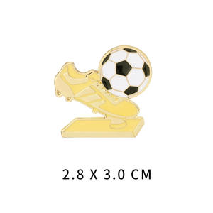2026 World Football Sports Prize Accessoire Collection Médaille D'or Badge Golden Ball Award Broche Sac À Dos Porte-Badge - Product Image 3