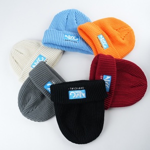Bonnets tricotés Gorros Hat Chapeau chaud blanc pour homme Skull Knitted Sports Ski Beanie - Product Image 2