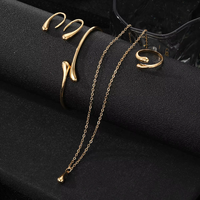 Nouvelle Collection : Parure de Bijoux 4 Pièces en Argent Plaqué Or pour Femme – Collier, Boucles d'Oreilles, Bagues Torsadées et Bracelet – Cadeau Fête des Mères