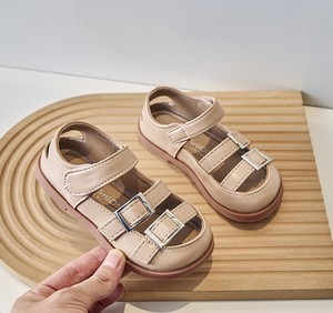 Chaussures de princesse rétro pour filles, en cuir souple, avec bride réglable, taille enfant mini et moyenne, pour l'été et le printemps, vente en gros mixte - Product Image 3