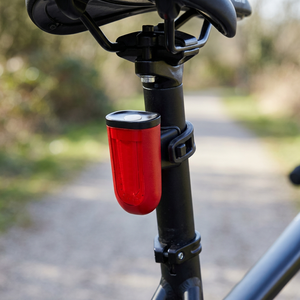 Feu arrière de vélo PRL-435 USB conforme ANSI, LED COB haute luminosité rouge rechargeable avec indicateur de batterie faible pour vélos - Product Image 2