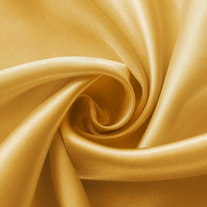 <span class=keywords><strong>Chemin</strong></span> <span class=keywords><strong>de</strong></span> <span class=keywords><strong>table</strong></span> en satin <span class=keywords><strong>de</strong></span> luxe personnalisable pour mariage, fête, décoration <span class=keywords><strong>de</strong></span> la maison - Lavable et écologique - Product Image 4