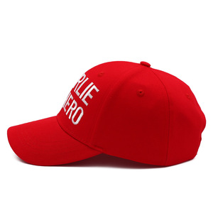 Casquette de baseball originale Charlie Is A <span class=keywords><strong>Hero</strong></span>, profil bas, couleur rouge, structure réglable - Product Image 3