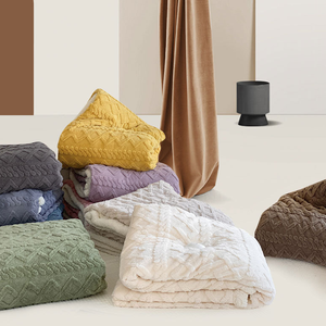 Couverture <span class=keywords><strong>Sherpa</strong></span> épaissie à double couche rayée de couleur unie de <span class=keywords><strong>grande</strong></span> <span class=keywords><strong>taille</strong></span> en tricot épais floue - Product Image 3
