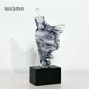 Scultura Astratta Donna Statuette Regali Oggetti Decorativi Moderni per Interni Casa Artigianato in Resina Figure Decorative Scultura - Product Image 1