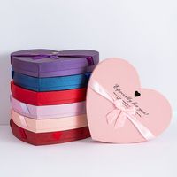 Boîte à fleurs de luxe en forme de cœur pour la Saint-Valentin, finition brillante, vernissage rigide, idéale pour l'emballage cadeau et le stockage de médicaments