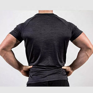 Áo thun nam chấ<span class=keywords><strong>t</strong></span> lượng cao in logo <span class=keywords><strong>t</strong></span>ù<span class=keywords><strong>y</strong></span> chỉnh, giá sỉ <span class=keywords><strong>r</strong></span>ẻ, chấ<span class=keywords><strong>t</strong></span> liệu cotton spandex, áo <span class=keywords><strong>t</strong></span>ập gym nhanh khô, ôm body, kiểu dáng thể thao - Product Image 2