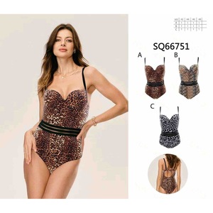 Maillot de bain une pièce HDJ imprimé léopard, effet ventre plat, grande taille, moulant avec couche transparente - Product Image 1