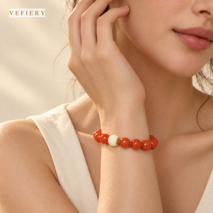 Pulsera Elástica de Cuentas Redondas de Ágata Roja Natural con Acento Tallado Blanco para Mujer, Joyería Personalizada al por Mayor - Product Image 2