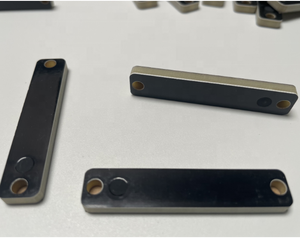 Etiqueta RFID UHF Anti-Metal Impermeable SID UT-5010 con Chip M750 para Seguimiento de Activos Informáticos y Vehículos - Product Image 2