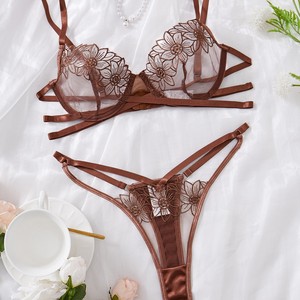 Conjunto de Lencería Transparente Bordado de 2 Piezas, Nuevo y Popular 2026, Ropa Interior Sexy Blanca para Mujer - Product Image 3