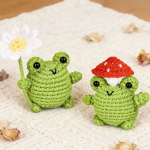 Kit de Crochet para <span class=keywords><strong>Principiantes</strong></span> Adultos, Kit de <span class=keywords><strong>Amigurumi</strong></span> de Rana, Tutoriales en Video <span class=keywords><strong>Paso</strong></span> <span class=keywords><strong>a</strong></span> <span class=keywords><strong>Paso</strong></span>, 2 Paquetes de Hilo de Algodón para Manualidades - Product Image 6