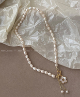 Biji nasi air segar mutiara kecil bunga aster kalung feminim jaring merah segar cangkang air collarbone desain rasa