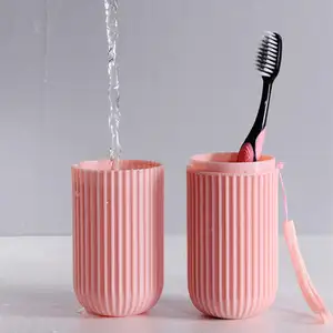High Quality Tooth Brush Case Portable Travel Toothbrush Holder Plastic Eco Friendly Travel Toothbrush Cup