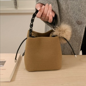 Sac seau vintage en faux daim, sac à main pour femme, tendance automne-hiver, sacs à bandoulière, petit sac fourre-tout à poignée tissée, sac de transport - Product Image 1