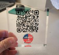 Bloc de verre acrylique transparent de qualité supérieure avec logo affichage décor de bureau signe de code QR signe de paiement présentoirs de bureau