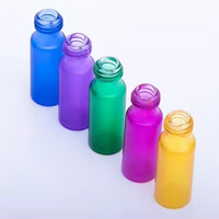 5ml Frosted Custom ized Farbe Dünnes Glas ätherisches Öl Rolle auf Flasche mit Stahlkugel