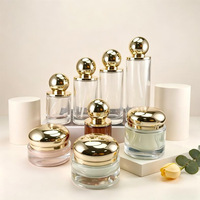 Bouteille cosmétique en verre ambré dépoli 30ml 50ml avec logo personnalisé, petit lot, emballage pour soins de la peau, vente en gros, faible MOQ 100, prix usine