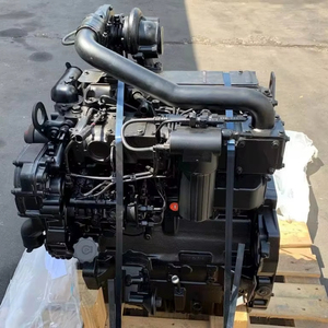 Moteur diesel multicylindres 4 temps refroidi par eau à démarrage électrique neuf 1104C 4400cc 74,5-99 CV compatible avec les chariots élévateurs Sellick - Product Image 6