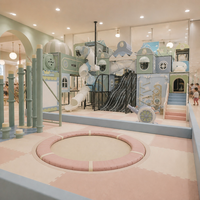 Estructura de Juego Interior con Trampolín Redondo, Torre de Escalada y Tobogán para Centro de Juegos Comercial