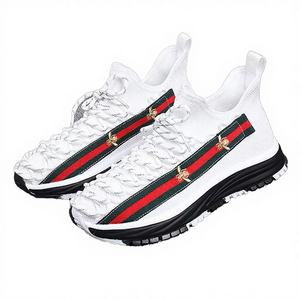 Chaussures de Skateboard Homme en Maille Tricotée Antidérapantes Respirantes Anti-Odeur Effet Pieds Nus Séchage Rapide Automne Meilleures Ventes Qualité Supérieure Prix Abordable - Product Image 3