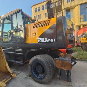 Excavatrice sur pneus Hyundai 210W-7/210W-9 d'occasion, moteur d'origine coréen, moteur à engrenages, 21 tonnes, bon état, en stock - Product Image 4