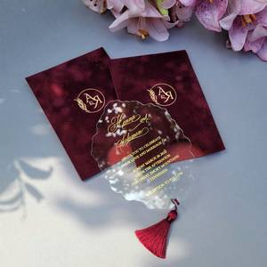 Cartes de mariage personnalisées élégantes rouge bordeaux doré Suite de luxe en velours Cartes d'invitation en acrylique transparent rouge - Product Image 6