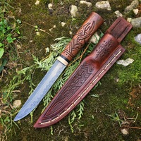 Couteau de camping Viking fait main, lame en acier à haute teneur en carbone OEM, couteau médiéval nordique EDC, cadeau, manche en bois, fourreau en cuir gravé