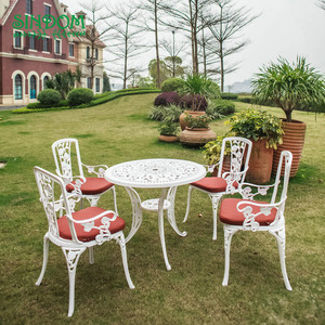 Meilleures ventes : Ensemble <span class=keywords><strong>de</strong></span> <span class=keywords><strong>table</strong></span> et chaises <span class=keywords><strong>de</strong></span> <span class=keywords><strong>jardin</strong></span> en fonte d'aluminium <span class=keywords><strong>de</strong></span> style classique européen pour chambre et hôtel - Product Image 6