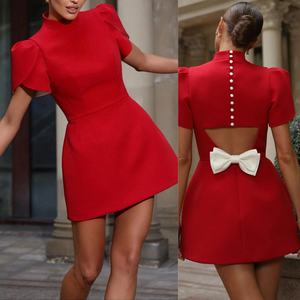 فستان قصير أنيق على شكل حرف A فستان سهرة نسائي للحفلات برقبة دائرية مكشوف الظهر بأكمام قصيرة خصر عالي فستان بنمط سادة مع قوس - Product Image 2