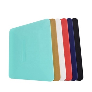 KUNAISI Raclette de décapage en plastique rigide pour le <span class=keywords><strong>nettoyage</strong></span> automobile et le pose de film teinté - Product Image 1